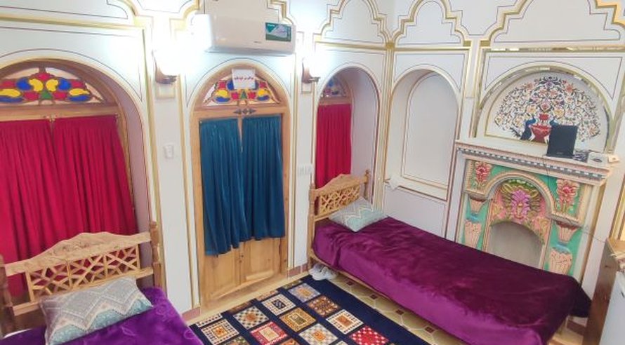 اجاره بوم گردی عمارت طهران - واحد زنبق تیران