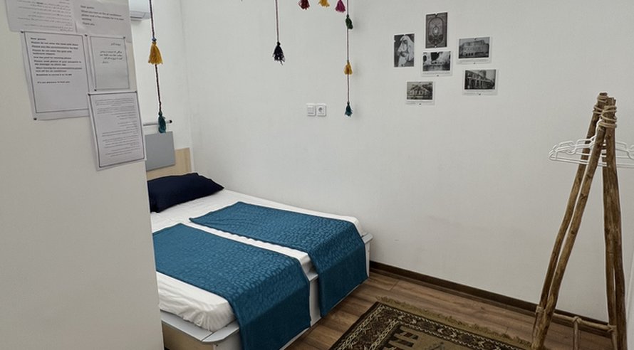 اقامتگاه سنتی کاج کهن - واحد فیروزه