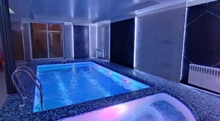 ویلا سه خوابه استخردار آبگرم اهورا