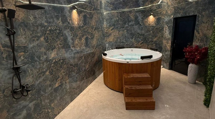 ویلای دوخوابه جکوزی دار روهام