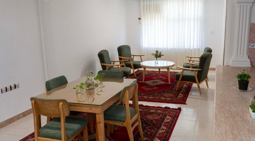 اجاره روزانه آپارتمان دوخوابه خانه چی چی نی رشت