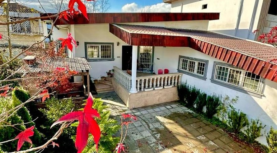 ویلا دوخوابه استخردار شهرک شقایق