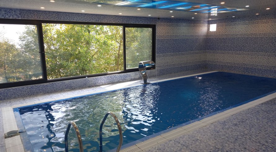 ویلا سه خوابهاستخردار بام سرخکلا