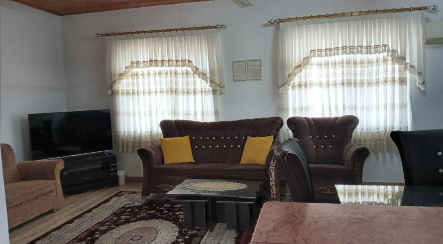 اجاره روزانه آپارتمان یک خوابه دایی محمد چابکسر