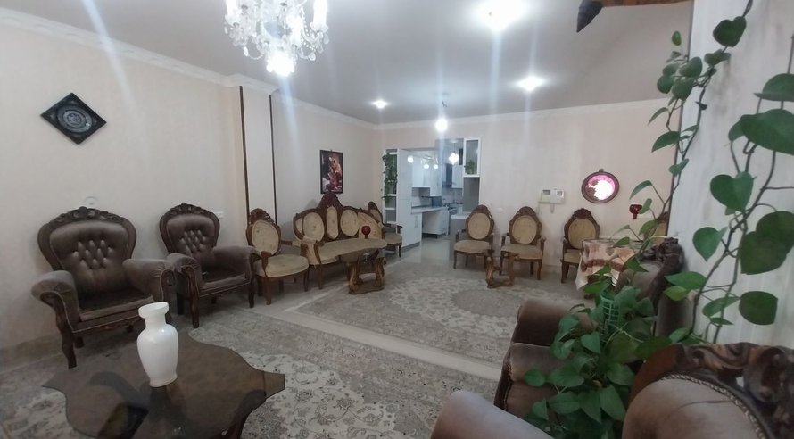 آپارتمان دوخوابه پل خواجو ۹