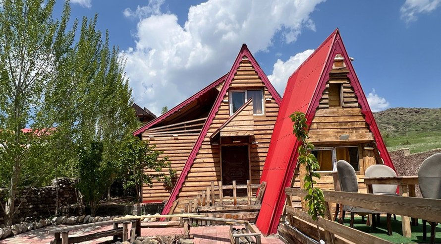 کلبه دوخوابه سوئیسی کژال 2