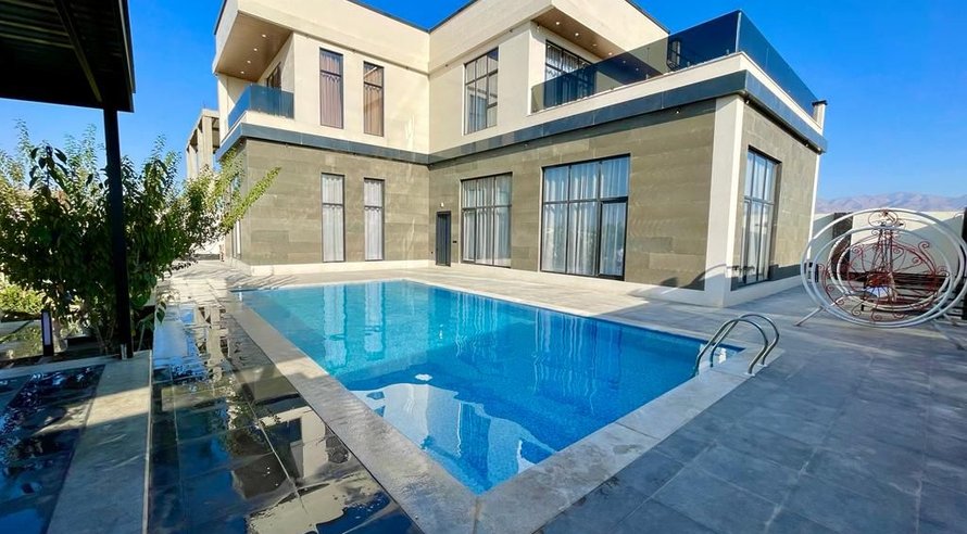 اجاره ویلا چهارخوابه دوبلکس استخردار عمارت ارغوان 27 کردان