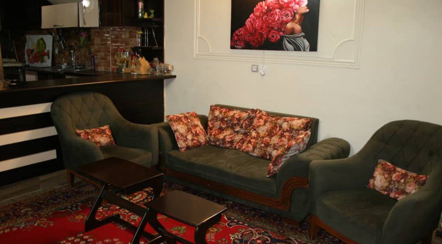اجاره روزانه آپارتمان یک خواب لوکس گلستان شیراز