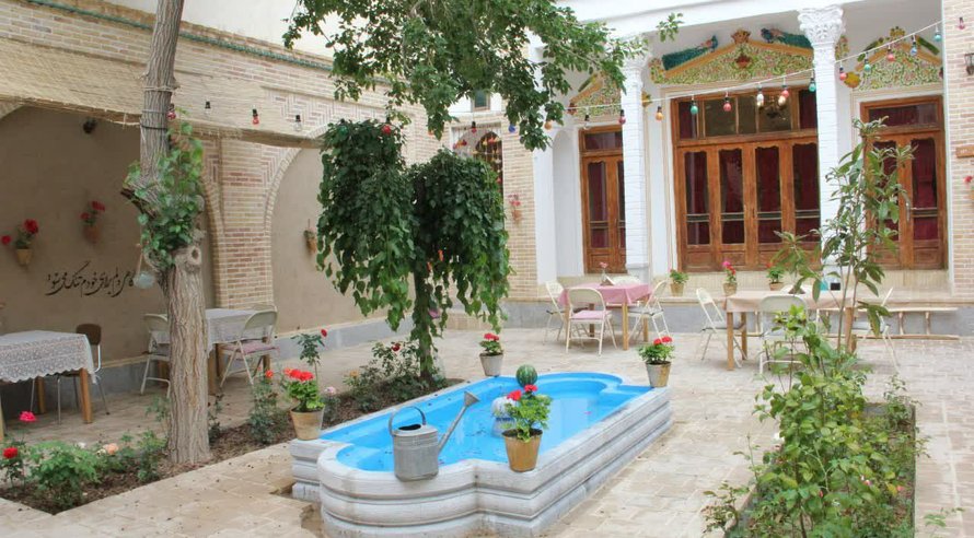 اقامتگاه سنتی حجه فروش - واحد فخرالنسا