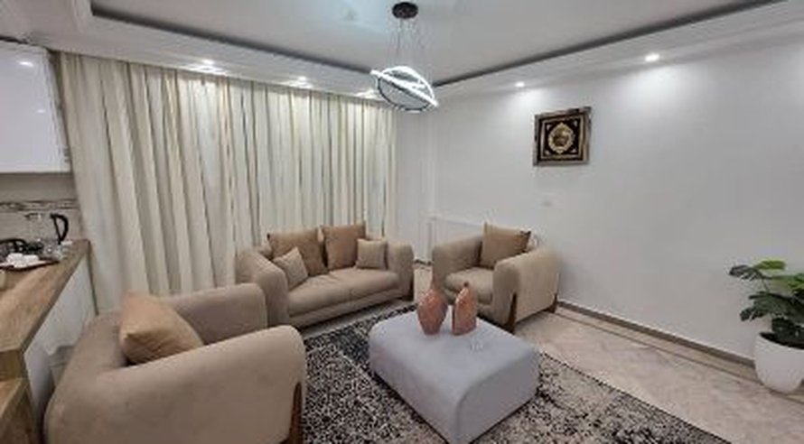 آپارتمان دوخوابه روشا واحد رستا کریم خان