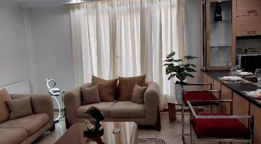 آپارتمان دوخوابه روشا واحد رزا سپهبد قرنی