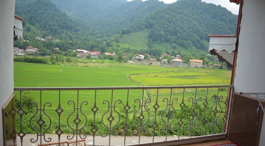 آپارتمان دوخوابه جنگلی مادر1