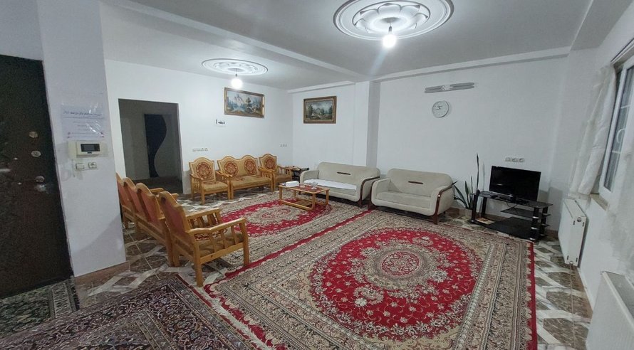 اجاره روزانه آپارتمان دوخوابه گیلار 22 لاهیجان