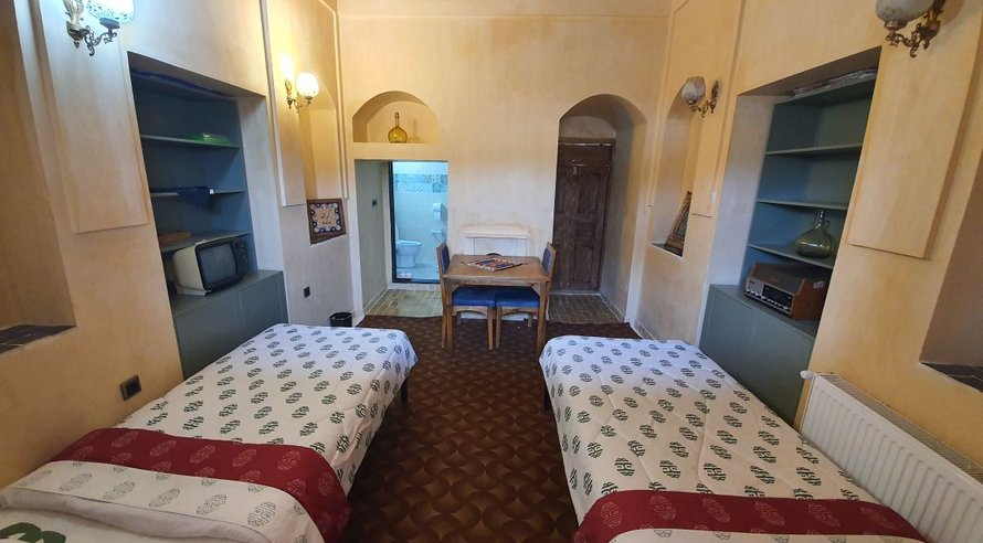 اقامتگاه سنتی خانه ساتی - واحد کرسی