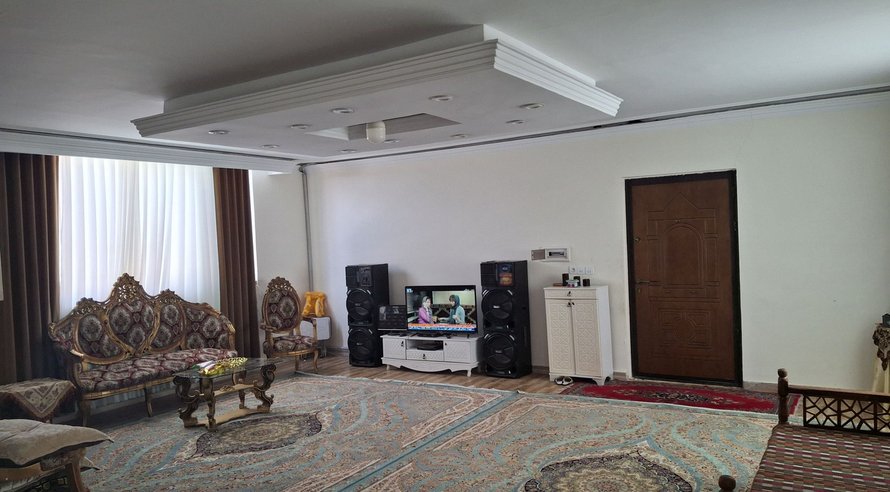 ویلا یک خوابه استخردار احمدی