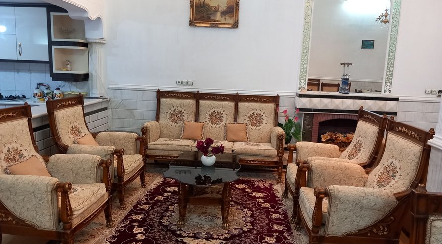 اجاره روزانه آپارتمان یک خوابه دوبلکس هفتاد و دوتن قم