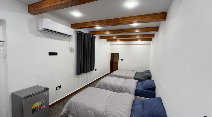 بوم گردی ستاره - واحد سه تخته