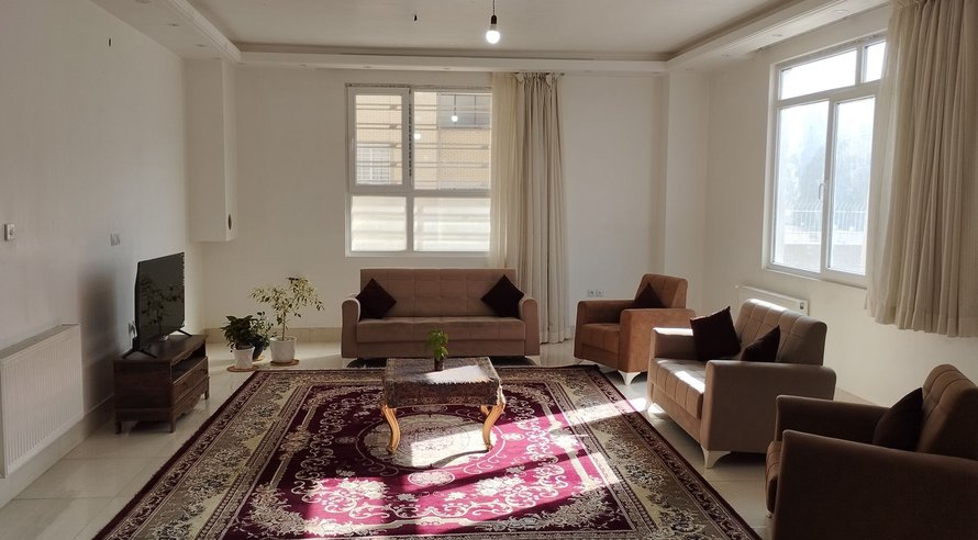اجاره روزانه آپارتمان یک خوابه حدیث 3 شیراز