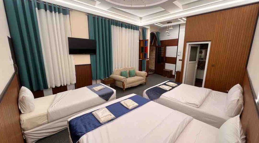 اقامتگاه سنتی درباری - واحد چهار تخته زیرزمین