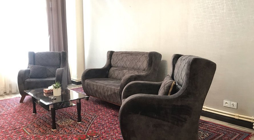 یک خوابه خانه بزرگ