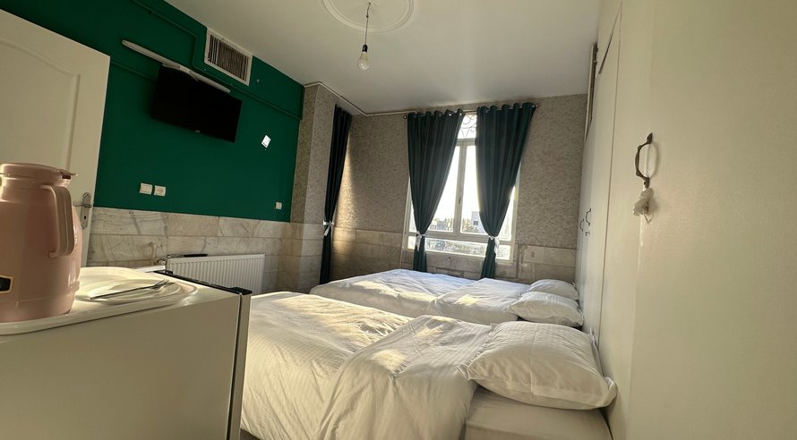 مسافرخانه عرفان - واحد سه تخته 1