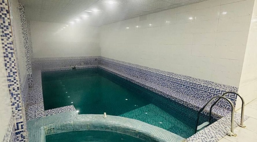 ویلا دوخوابه استخردار آبگرم آرمان رضوان