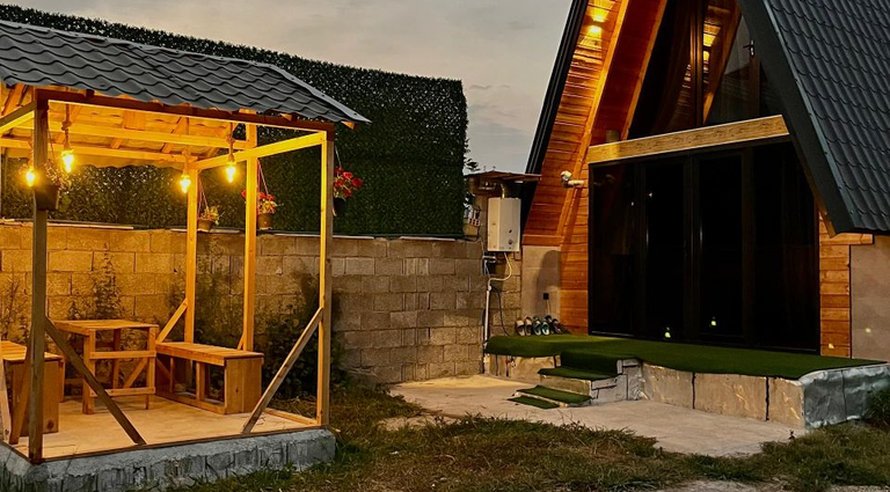 کلبه یک خوابه سوئیسی دوبلکس یزدان 1