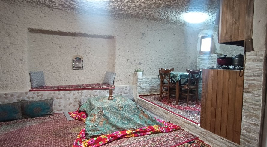 بوم گردی صخرهای کندوان - واحد سودا