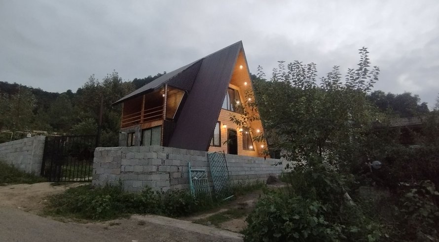 کلبه یک خوابه جنگلی آیسو