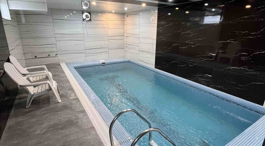 اجاره کلبه دوخوابه استخردار آبگرم زربنی تنکابن