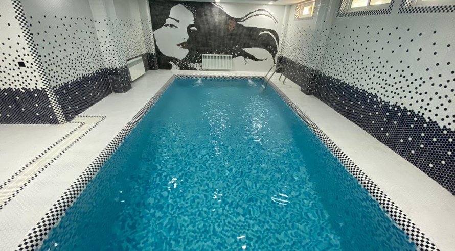 ویلا چهارخوابه استخردار آبگرم هنا