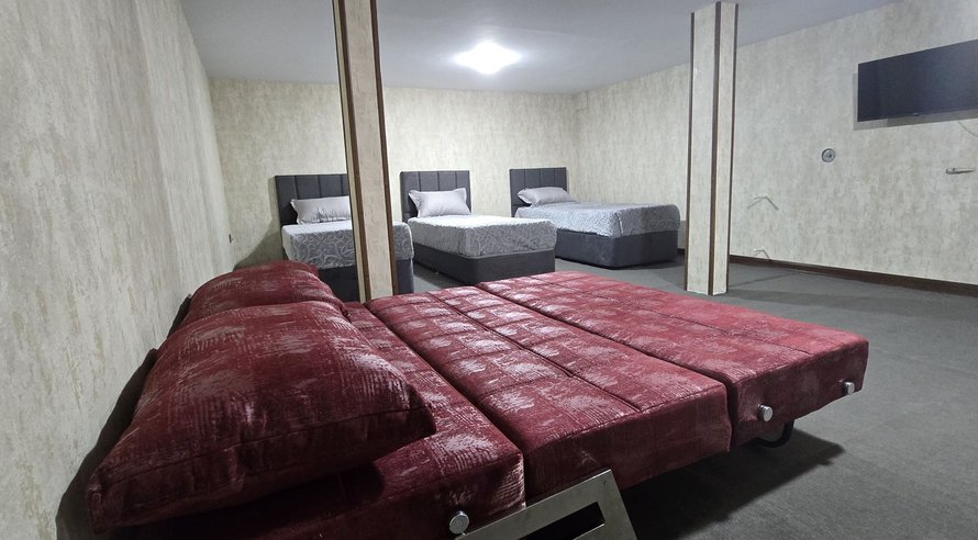 مجتمع اقامتگاهی سه تخته فلت نیما اتاق 10