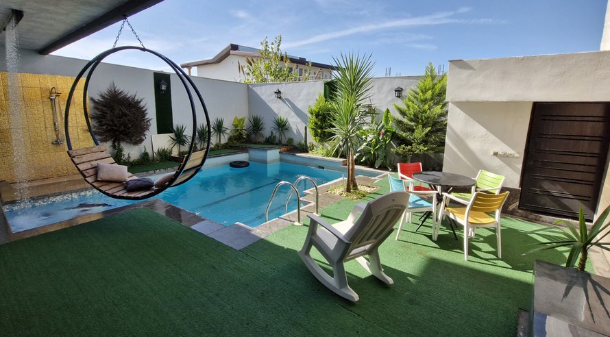 ویلا دوخوابه استخردار آبگرم صدف طلایی