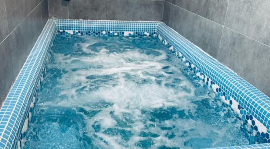 کلبه دوخوابه جکوزی دار سبحان ۱