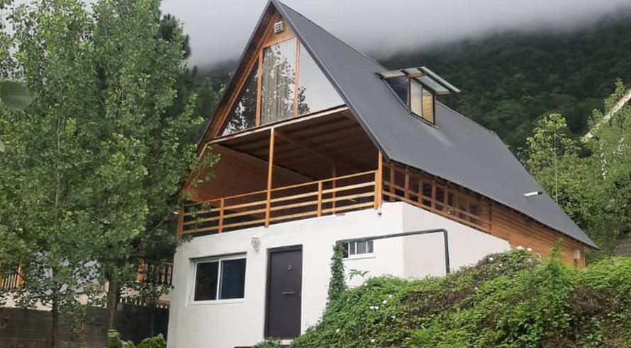 کلبه دوخوابه سوئیسی باروما