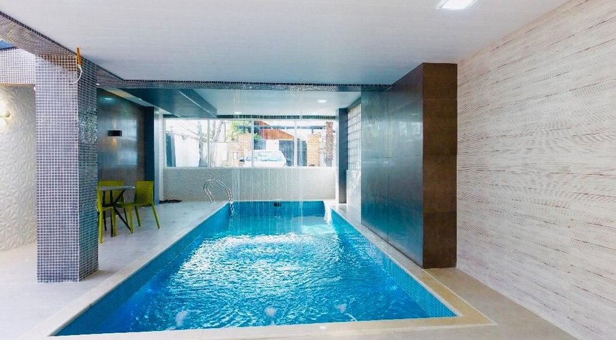 ویلا چهارخوابه استخردار آبگرم آزادی