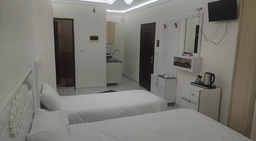 مسافرخانه وحیدیان - واحد تریپل 103