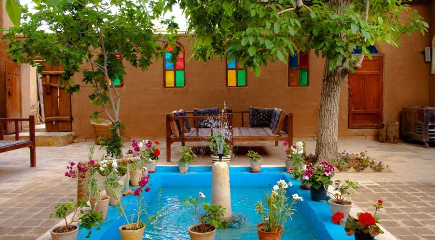 بوم گردی نی چشمه واحد سه دری