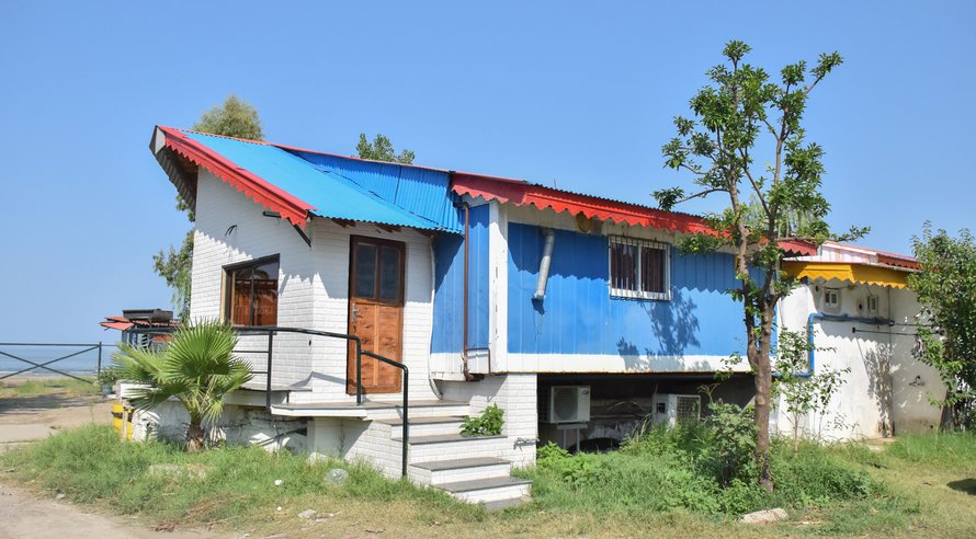 اجاره مجتمع اقامتگاهی ساحلی شاهین - کابین  B بندر انزلی