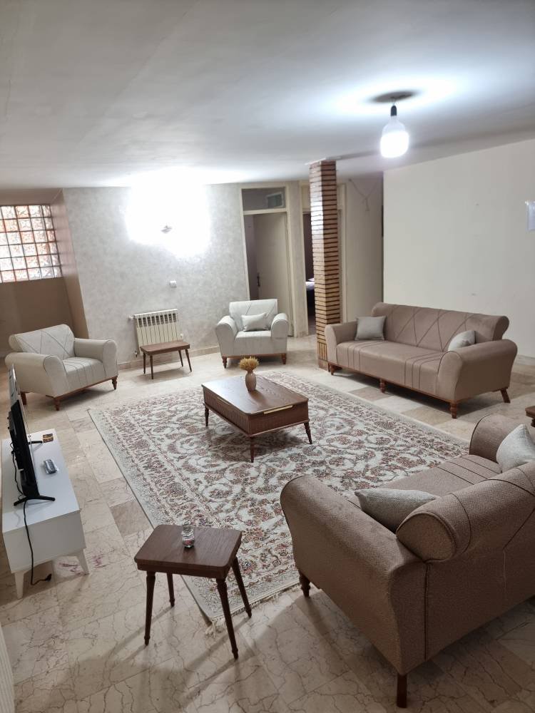 آپارتمان دوخوابه واحد اردشیر
