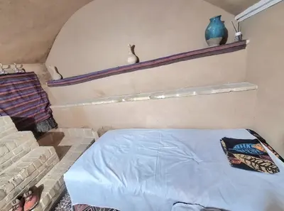 بومگردی مهران - واحد خوابگاه خواهران فرخی یزدی