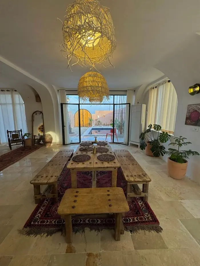 ویلا چهارخوابه استخردار دوبلکس مِی تا