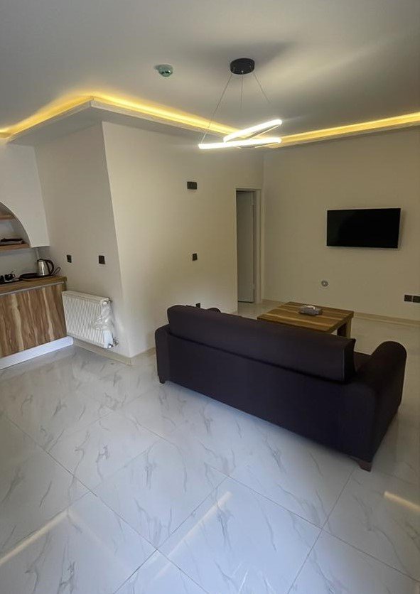 مجتمع اقامتی آرمانیا - واحد 111