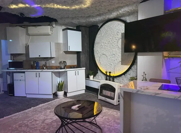 آپارتمان یک خوابه جکوزی دار اندرزگو واحد 2