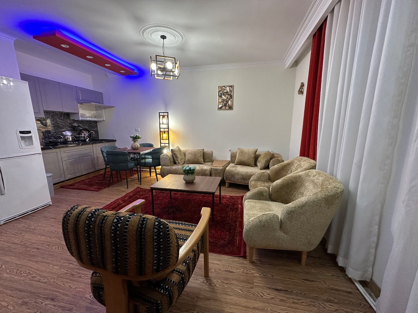 آپارتمان یک خوابه بام زعفرانیه واحد 10