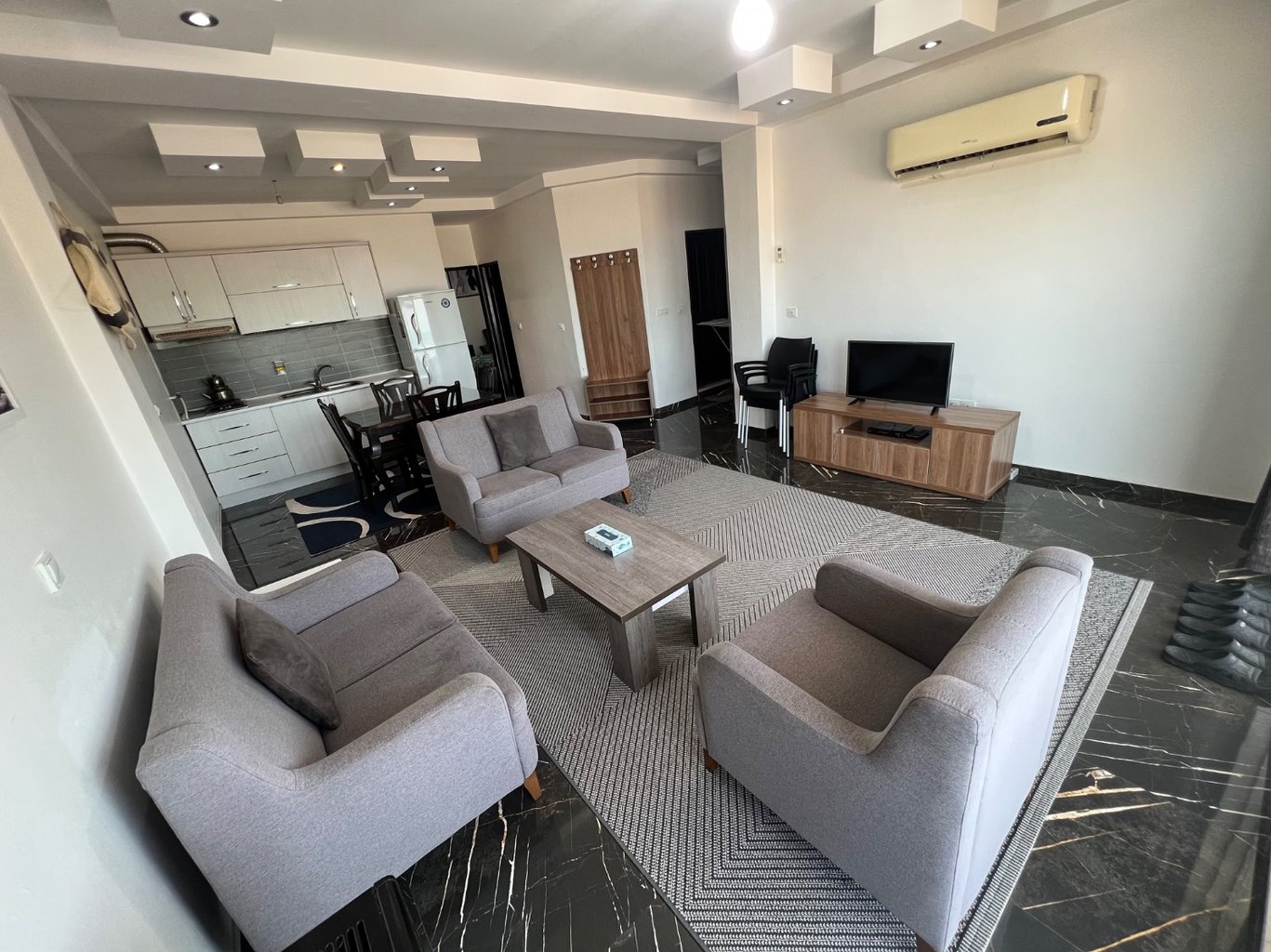 آپارتمان تورانداز واحد 302