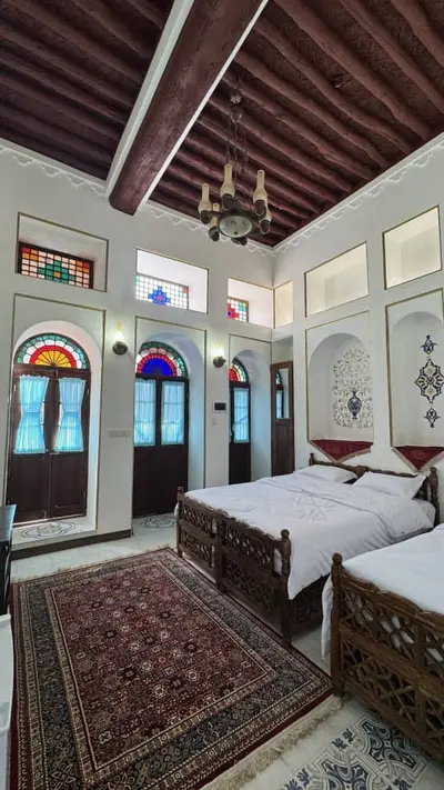 اقامتگاه سنتی سرهنگ - واحد سه تخته سرسرا