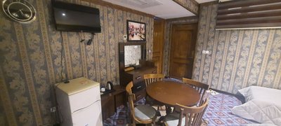 سوئیت اتابک - واحد ۳۰۲