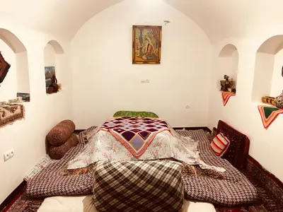 بومگردی رویای کویر - واحد کرسی