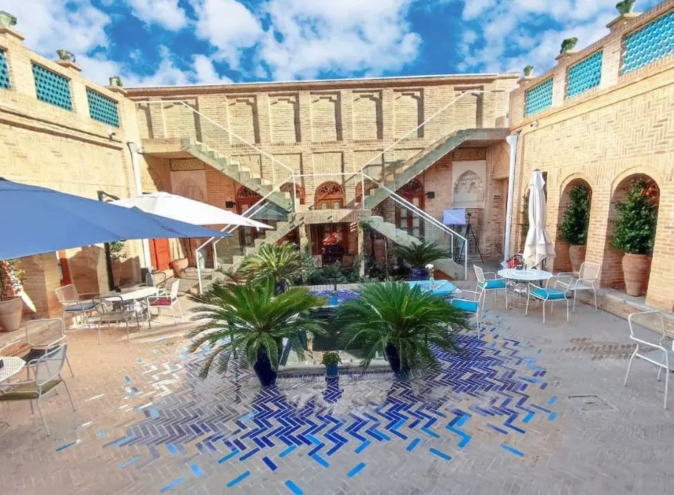 اقامتگاه سنتی صارم الدوله ونوشک - واحد سرخ